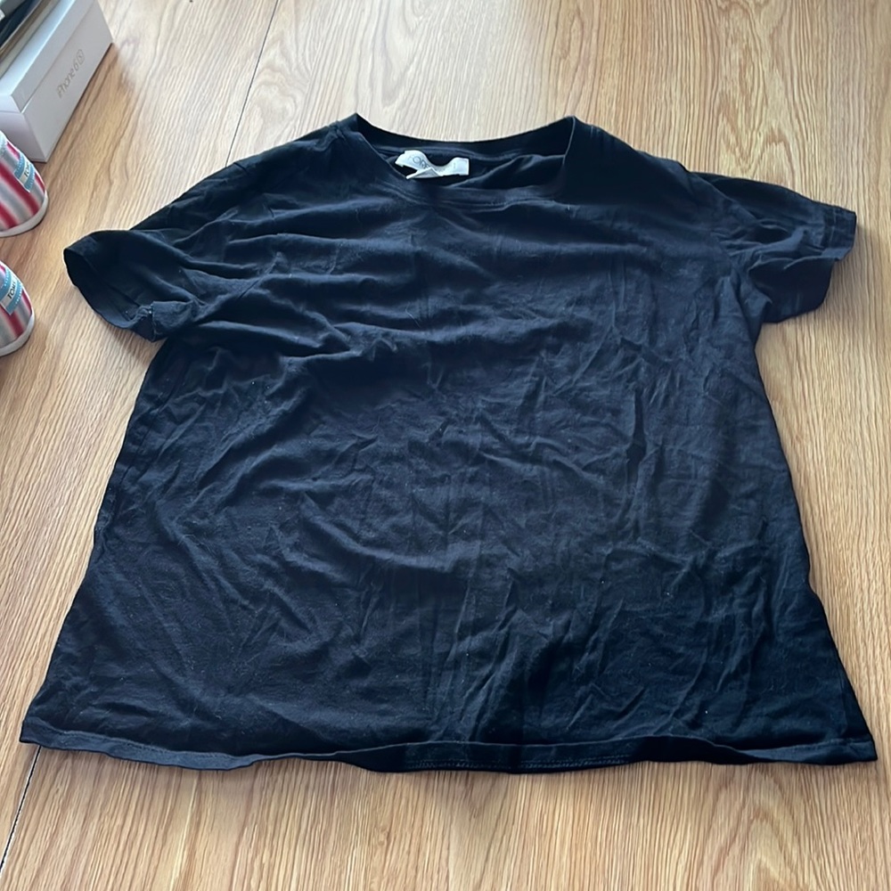 Black shirt